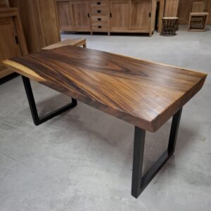 Salontafel suar met ijzeren onderstel (40cm hoogte)